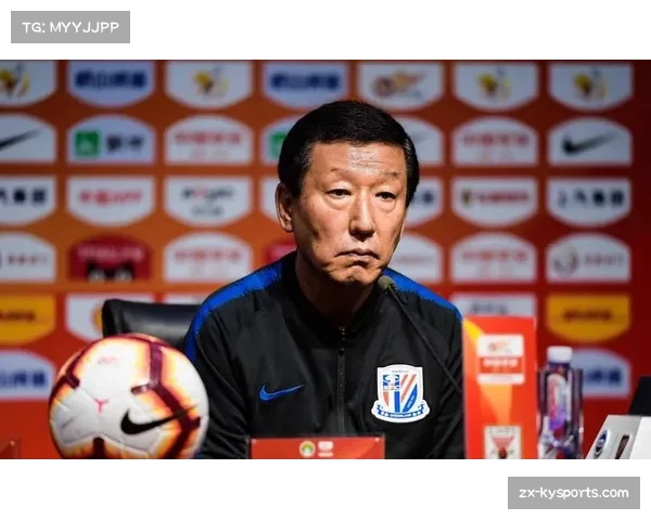 现代足球要求教练转型 管理能力与战术素养并重